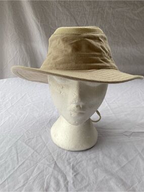 Tilley Wide Brim Outdoor Sun Hat Beige Size 7 1/4 M-M w/pocket insert